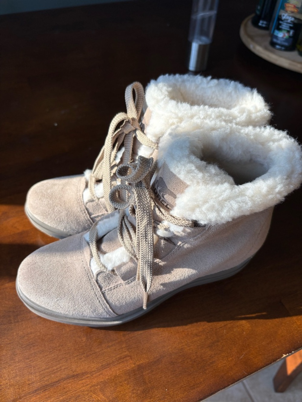 Sorel Women’s Out and About Wedge, Size 9, NWT